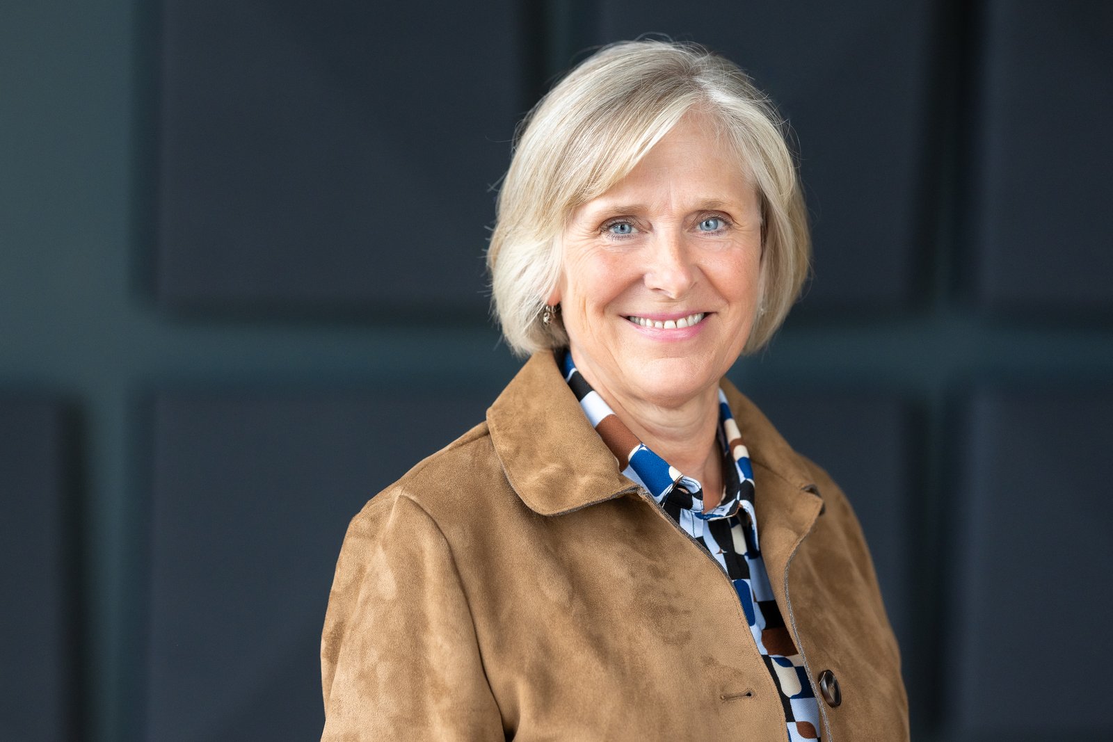 Helen Williamsdóttir Gray, leiðtogi alþjóðaverkefna